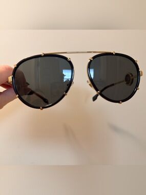 *Fire* New & Authentic Versace - Aviator Sunglasses w/ case, box, and neck strap